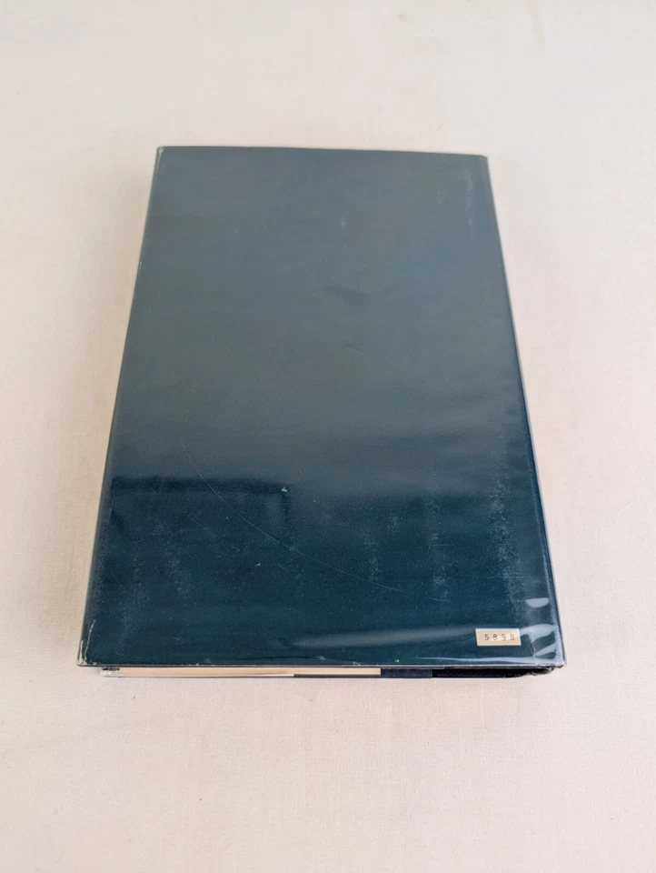 Downbelow station by C.J. Cherryh 1981 Hardcover Book Club Edition - Image 4 of 4