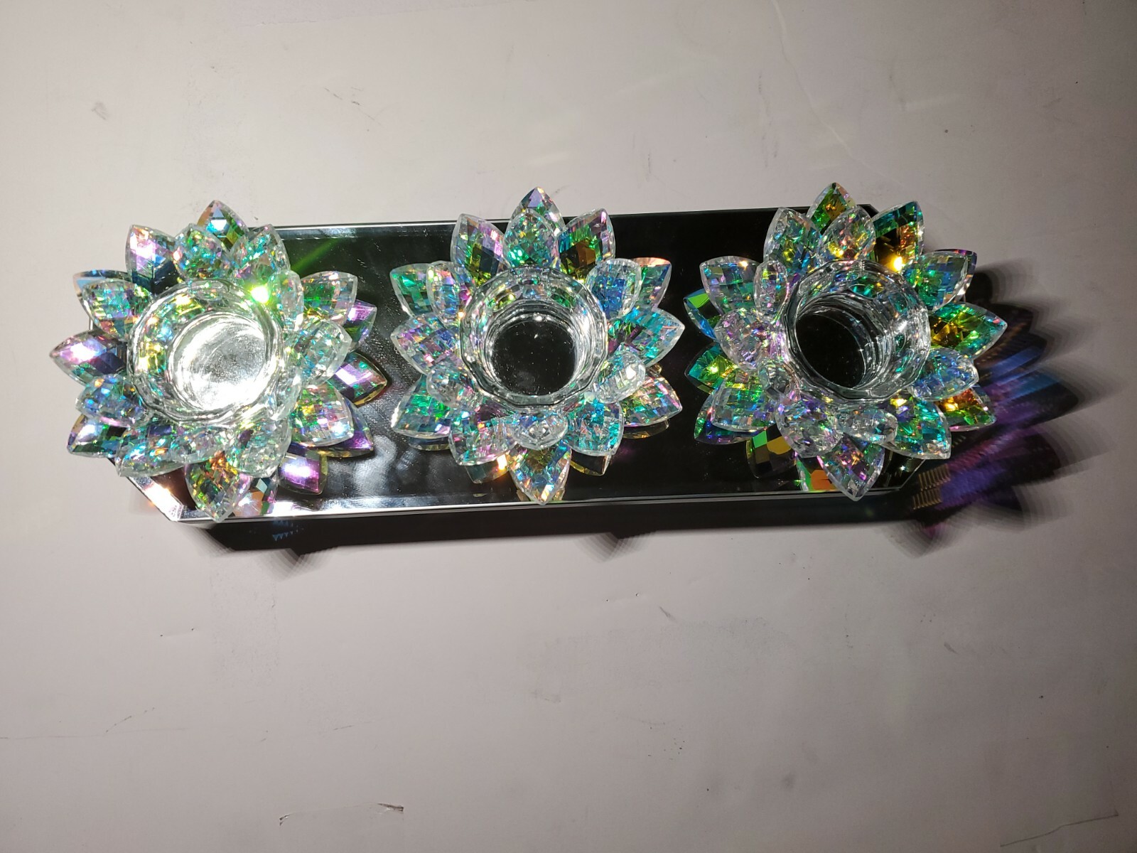 Sagebrook Home Glass 3 Lotus Mirrored Candle Holder With Rainbow 15379-03