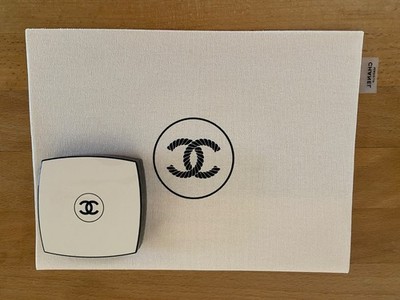 Chanel Lumiere D`ETE  Hightligthing Powder  + VIP Aufbewahrung/Kosmetiktasche