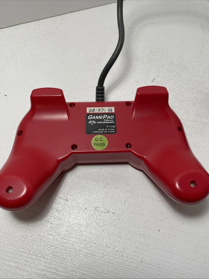 Mando Interact Performance Game Pad Colores Sony Playstation 1 PS1 Rojo Foto 3 de 4