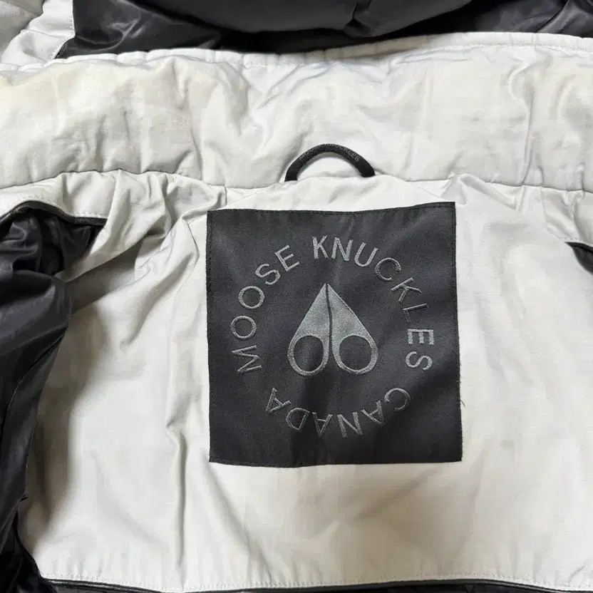 Moncler Astoria Steppestone Puffer Jacket - Women's thumbnail 5