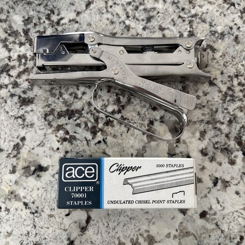 Grapadora Ace Clipper 702 cromada con caja completa de 3/4 grapas 70001