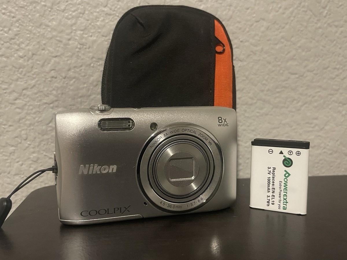 Nikon COOLPIX S3600 20.1MP Digital Camera - Silver for sale Nikon COOLPIX S3600 20.1MP Digital Camera - Silver for sale