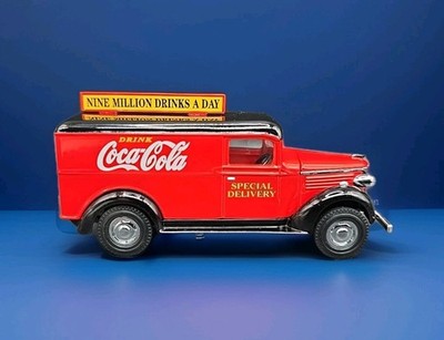 1998 Matchbox Coca-Cola 1937 GMC special Delivery Van YPC02-M 1:43 Box Damage