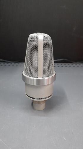 Neumann TLM 102 Condenser Microphone Excellent Working Condition from Japan Used - Picture 3 of 15