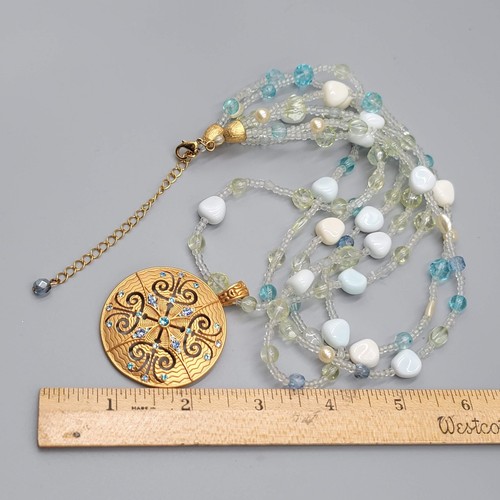 Avon Baby Blue White Bead Gold tone Pendant Necklace 16-19" - Picture 6 of 8