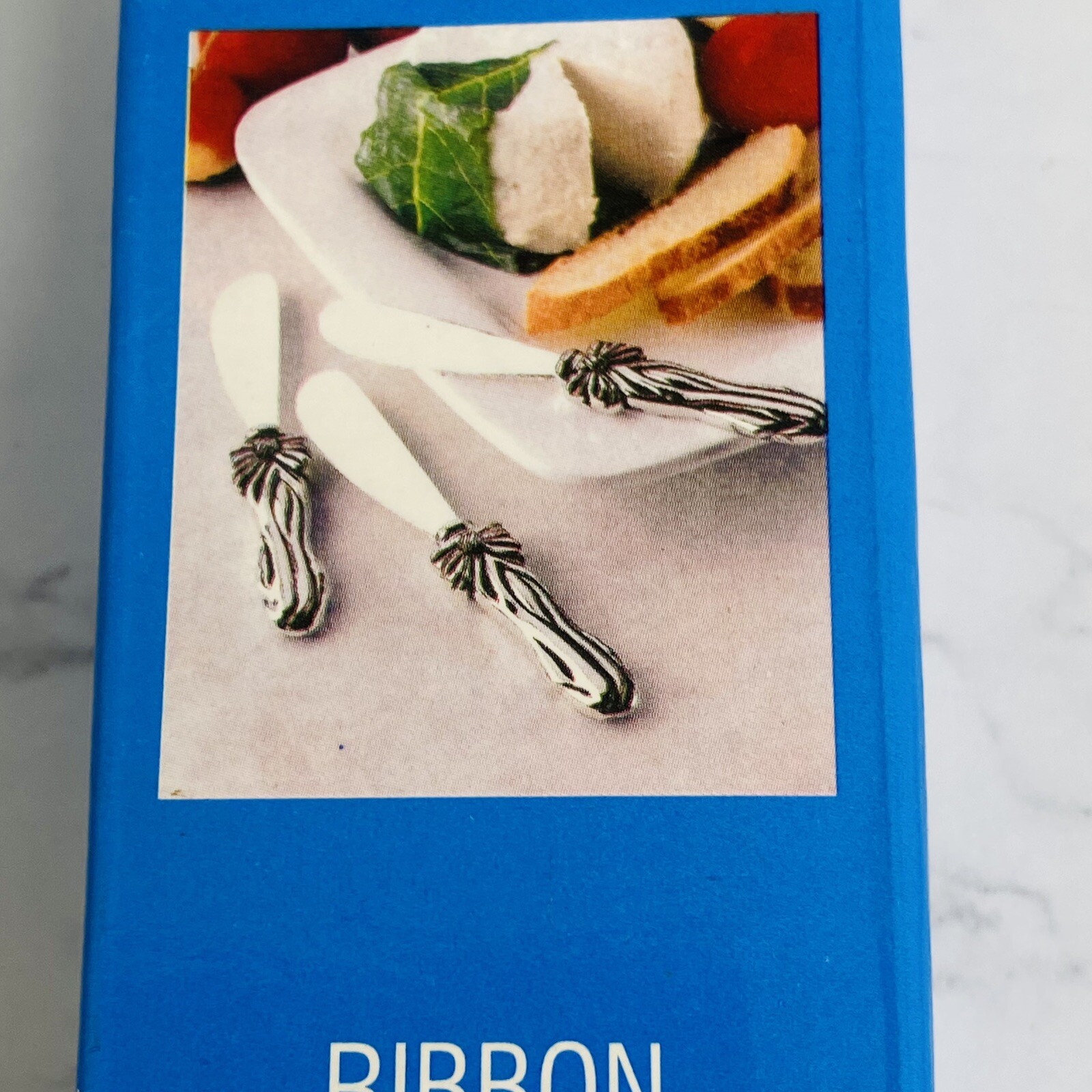 Ribbon Knife Spreader Set - (3) Knives - New in Package Sandwich Spreader