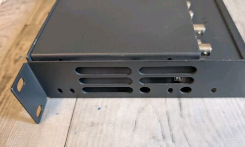2 x Kramer VM30 AVB in Rack Streifen-DA 1:3 Comp Video Audio keine Netzteile 12DC - Bild 4 von 12