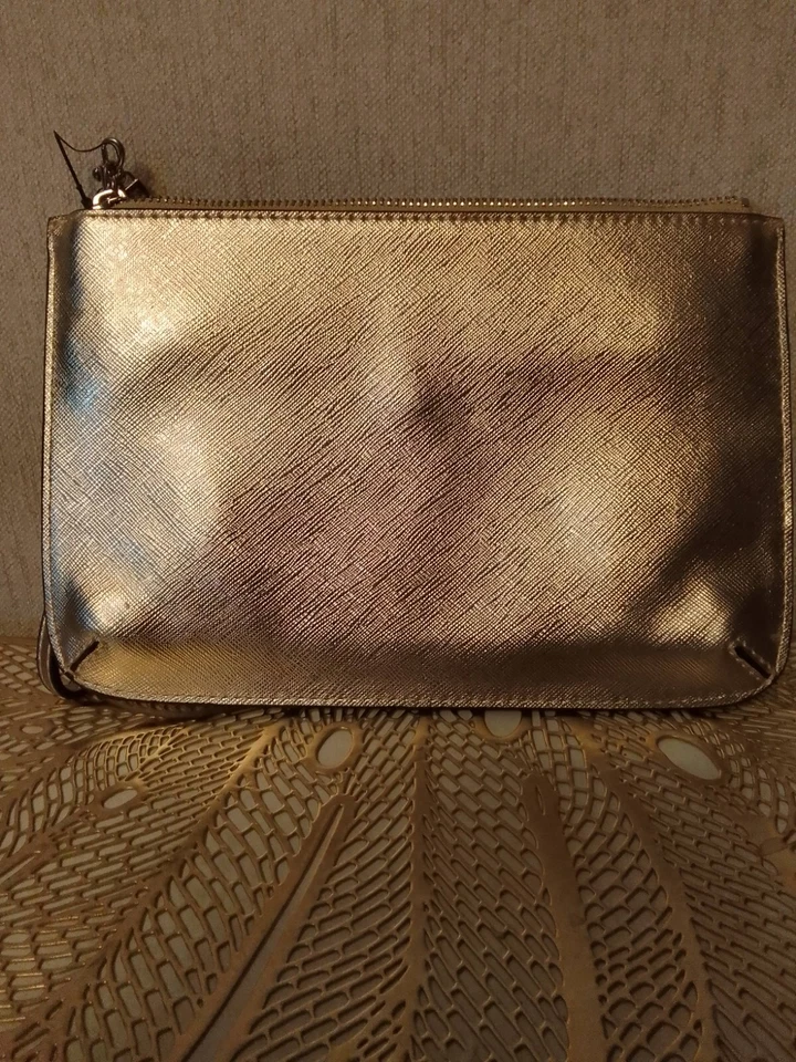 pochette guess - Photo 2/3