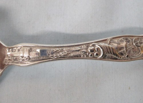 Sterling Souvenir Spoon Cascade Gardens, St Louis 1904, No Monogram - Picture 4 of 7