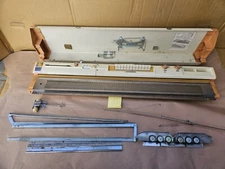 untested- Toyota  Aisin Seiki KS787 Knitting Machine Vintage Parts Attachments