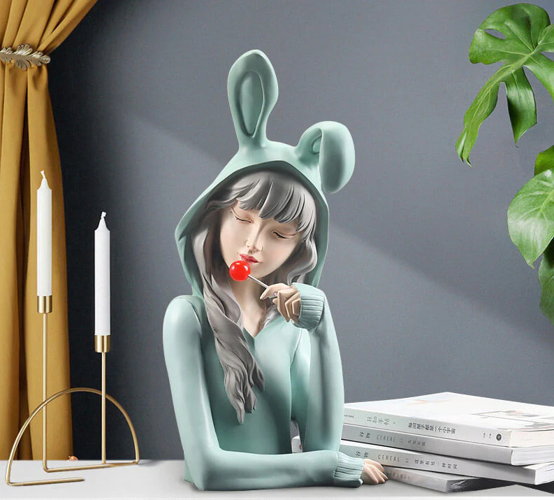 Figurine K-Pop sexy de 41cm : le cadeau idéal pour fan de pop culture