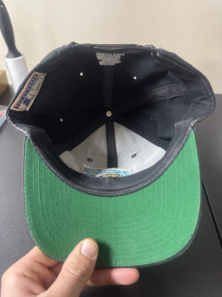 Vintage 90s Jacksonville Jaguars STARTER Banned Logo Snapback Black Hat - Image 3 of 3