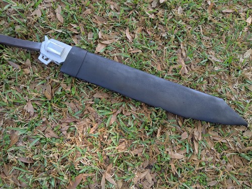 Handmade Eva Foam 56in FF8 Gunblade sword And Scabbard - Picture 12 of 23