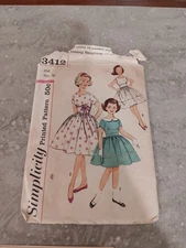 Simplicity 3412 Girls size 10 Dress