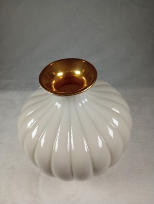 Lenox Sweetbriar Bud Vase - Cream Melon Ribbed, 24k Gold Trim, Full Gold Mouth
