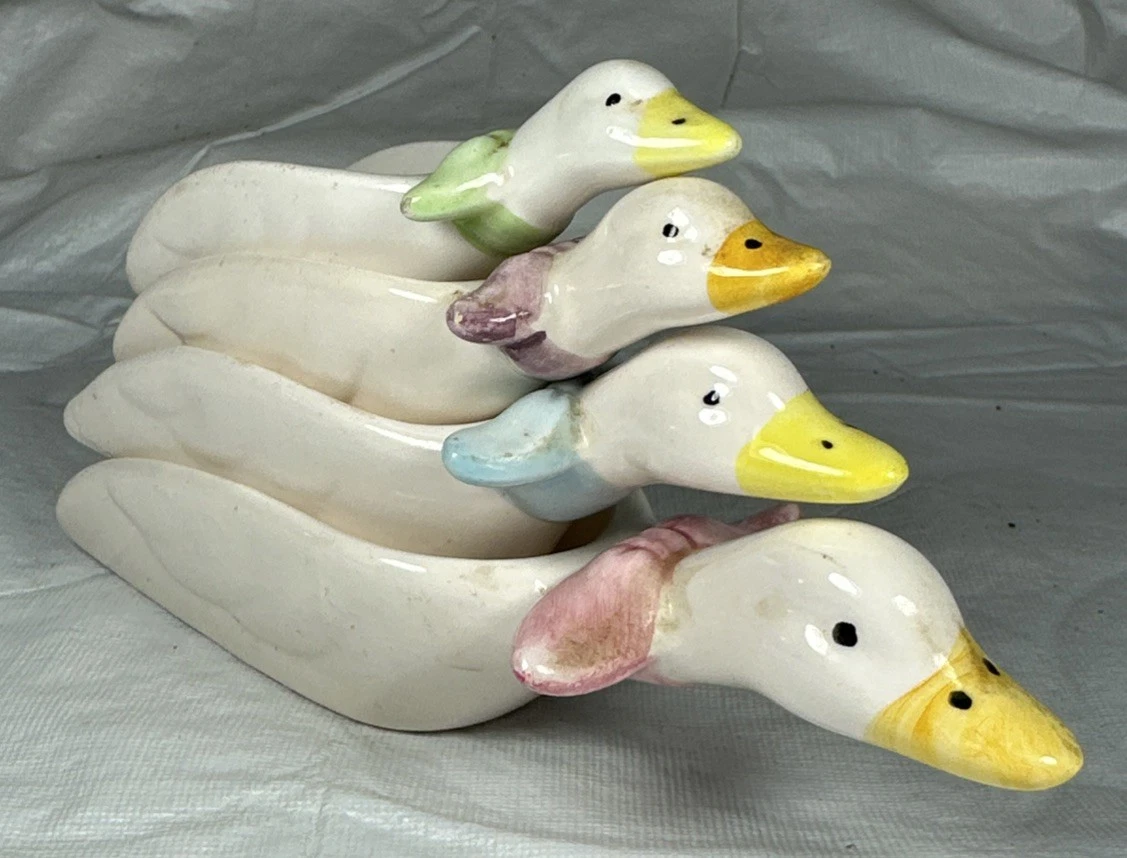 Vtg Handkerchief Ceramic Nesting Geese Goose Duck Measuring Spoons Cups
Opens in a new window or tab