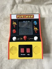 Bandai Basic Fun PAC-MAN Mini Arcade Cabinet Game Tested #09559