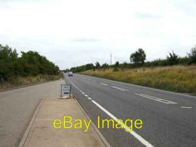 Photo 6x4 A505 and lay-by Leighton Buzzard There are few features in this c2006