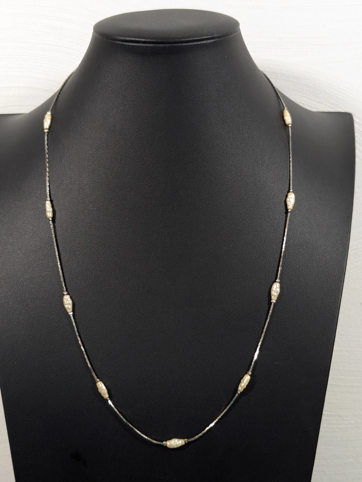 OFF WHITE Collana catena stazione perle finte d'acqua dolce bianco sporco vintage 24 in