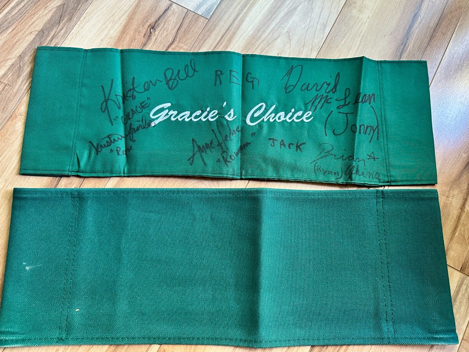 Gracie's Choice directors chair cloth back autographed Kristen Bell