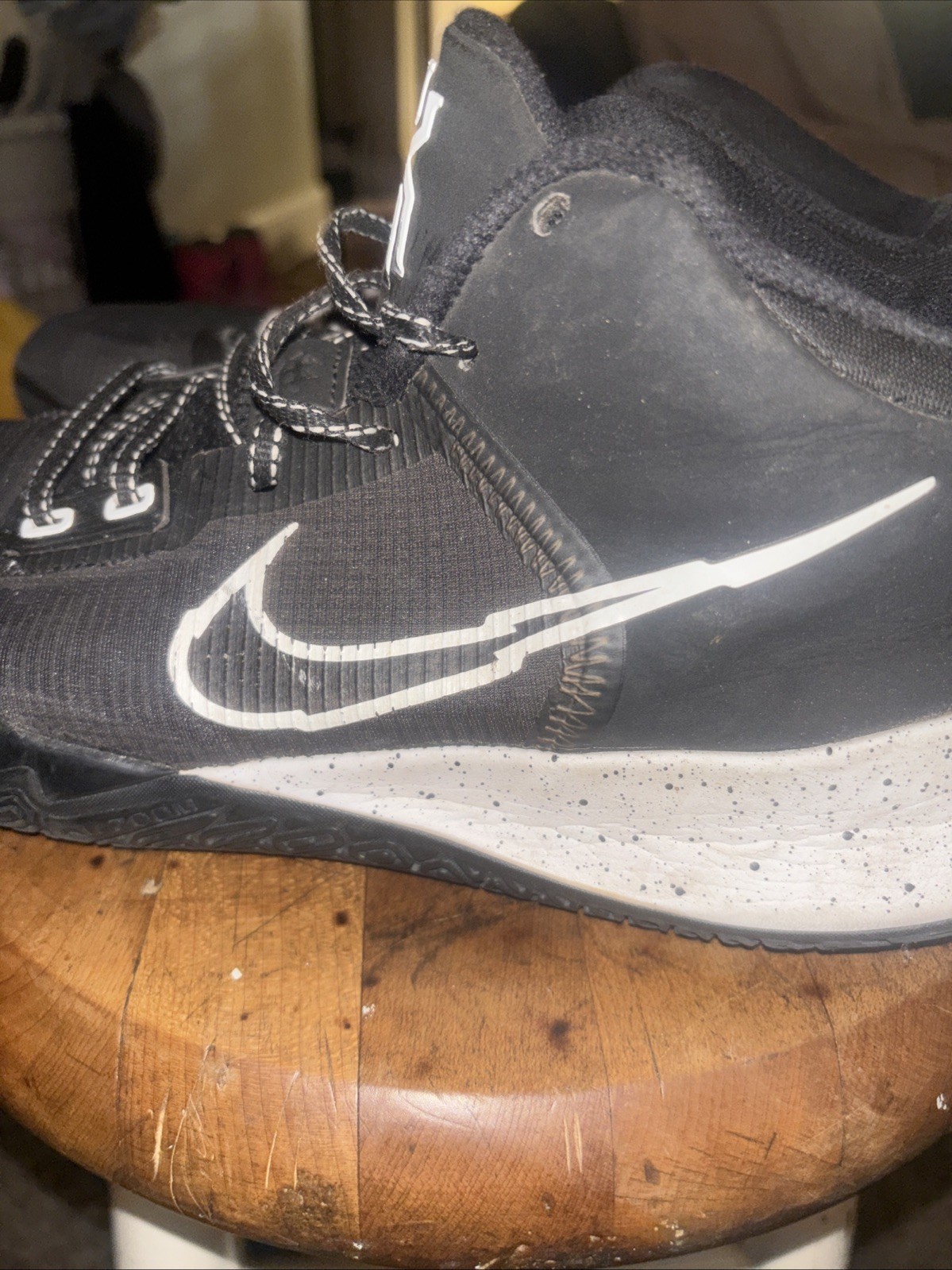 Nike Kyrie Flytrap 4 - image 1