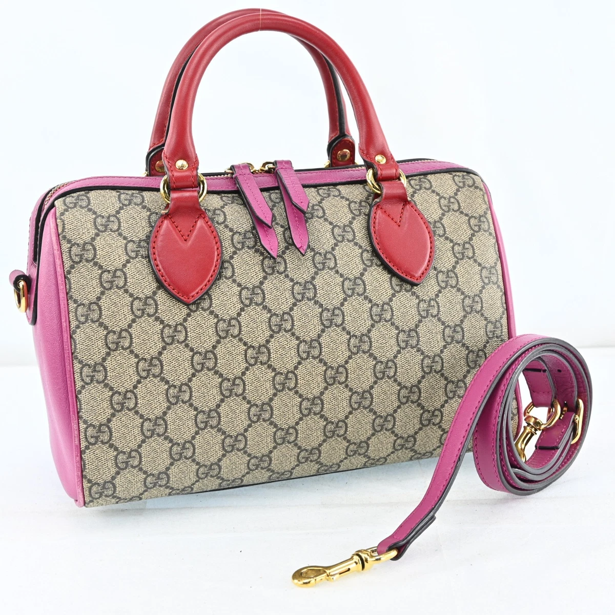 Gucci GG Supreme Leather Bags & Handbags for Women for sale  display picture 3