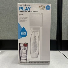 SodaStream PLAY Starter Kit Sparkling Water Soda Maker, White, Brand New