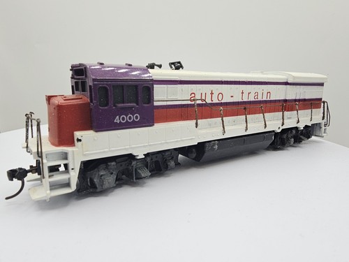*READ DESCRIPTION* Athearn HO Scale U33-B Auto Train Diesel Locomotive #4000