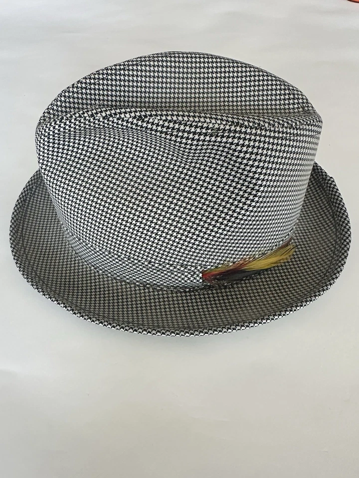 Vintage Houndstooth Hat.  Union Made Hat Black & White With Feather. - Image 2 of 4