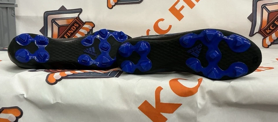 Botines Adidas, para mujer talla 7,5. Nuevo sin caja Foto 4 de 4