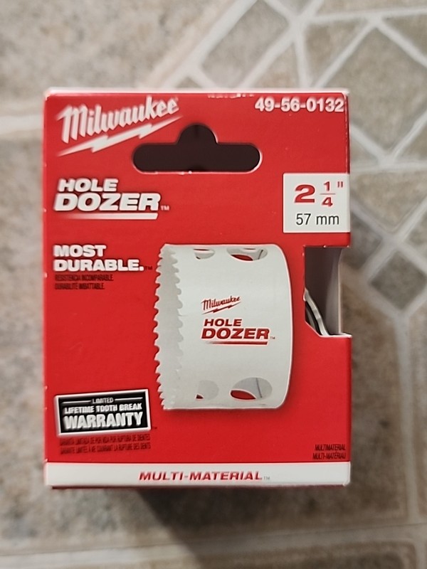 MILWAUKEE 49-56-0132 - 2¼ 57mm HOLE DOZER BI-METAL HOLE SAW Most Durable New