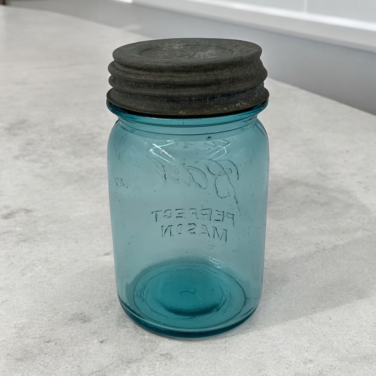 Ball Perfect Mason Glass Jar 1923-33 Pint Size #5 Aqua Blue With