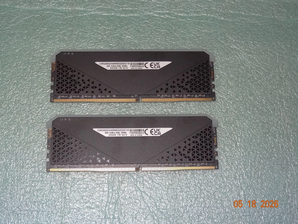 Corsair Computer PC4-25600 (DDR4-3200) Bus Speed Memory (RAM) for