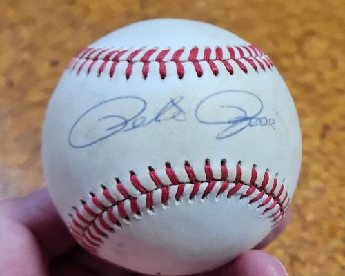 Pete Rose Autographed Baseball