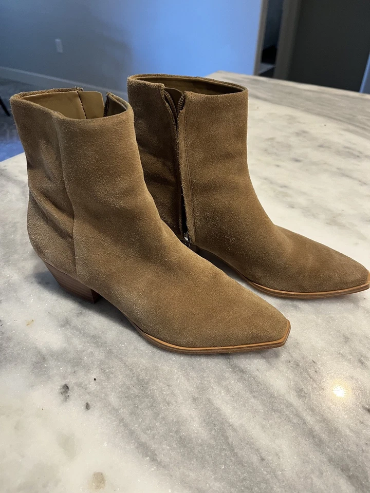 Botas Marc Fisher camurça com zíper marrom bronzeado - Tamanho 7 - Imagem 2 de 4