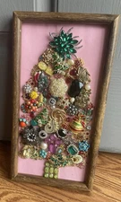 Vintage & Costume Jewelry Art-Christmas Tree