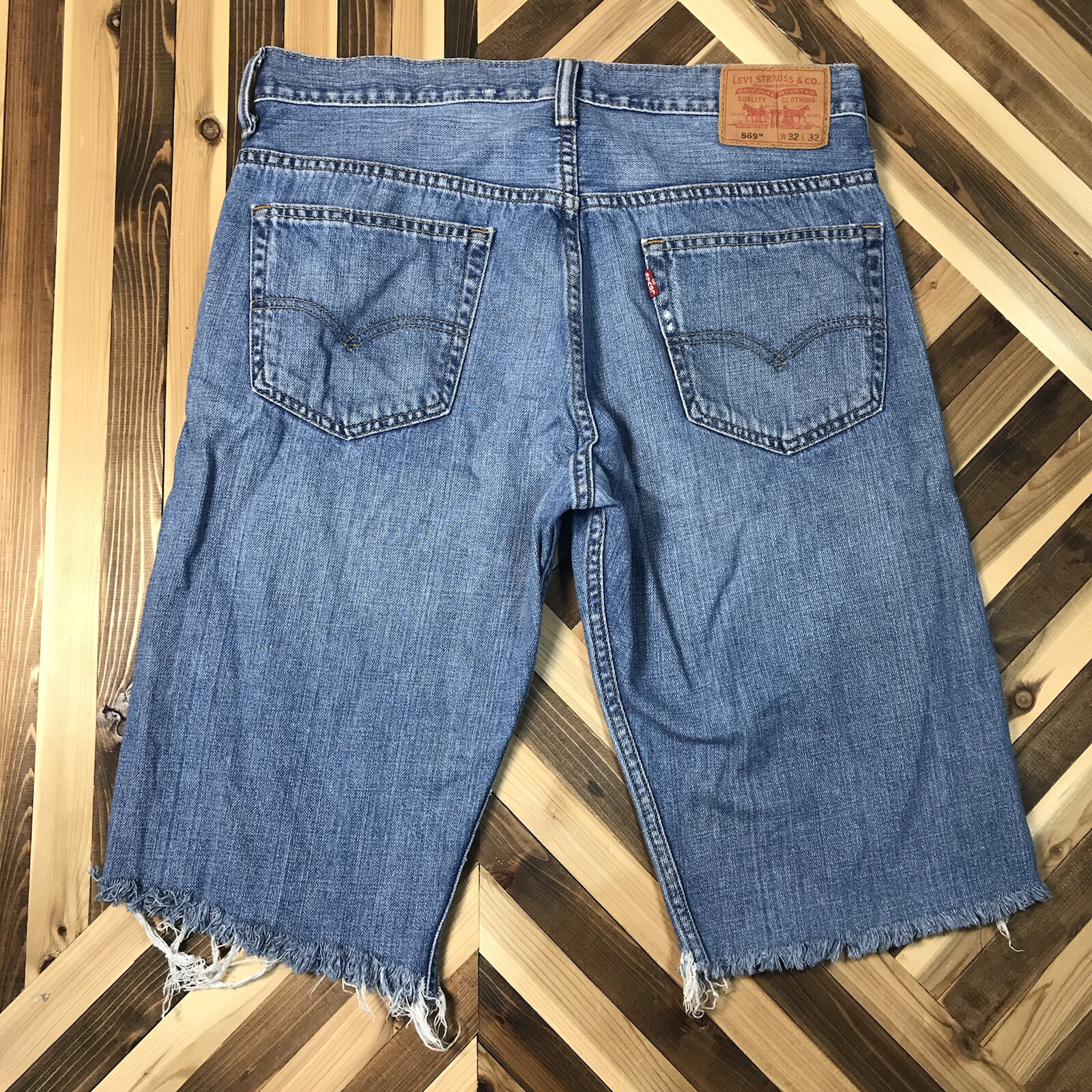levi strauss 569 shorts