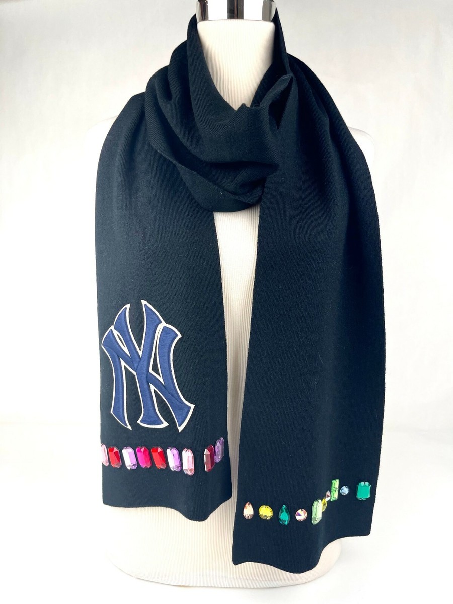 Gucci★素敵!NY Yankee Black Wool Scarf With Gems New Gucci NY Yankee Black Wool Scarf With Multi-color Gems