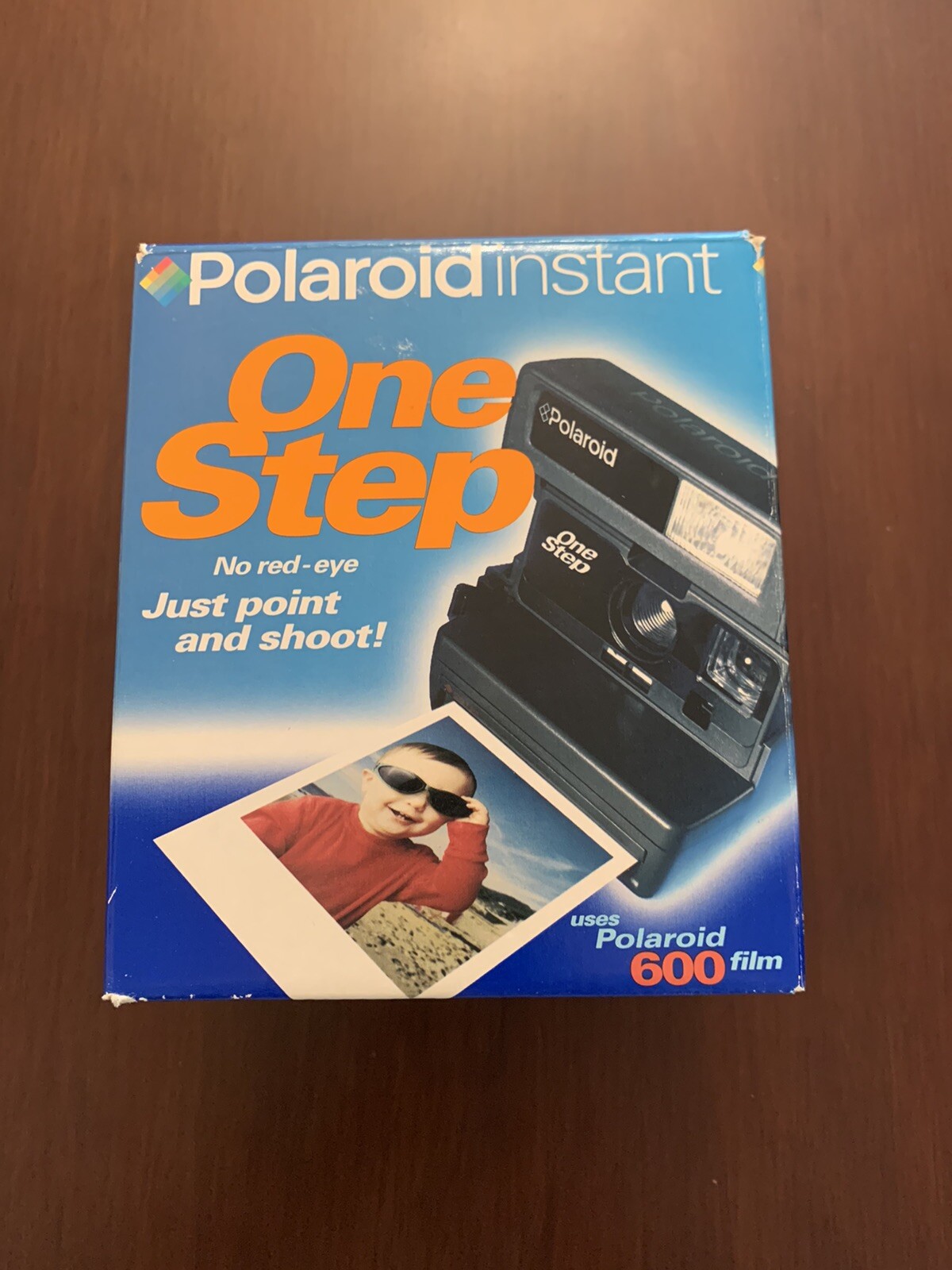 Capture Memories Instantly with the Classic Polaroid Instant Camera-image