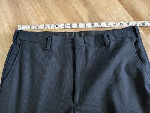 vintage Hickey Freeman suit 39S heavy / thick wool, fine pinstripe, 2 button - Picture 6 of 7