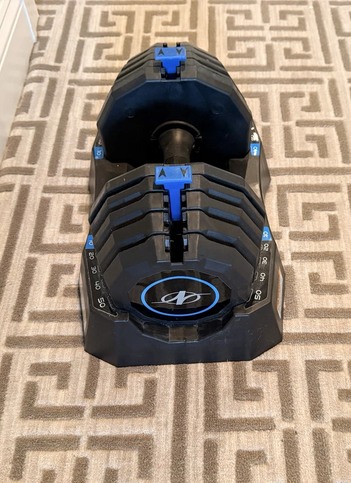 NordicTrack NTSAW5018 Mancuerna Ajustable Individual con Bandeja de Almacenamiento - 50 lb Foto 2 de 4