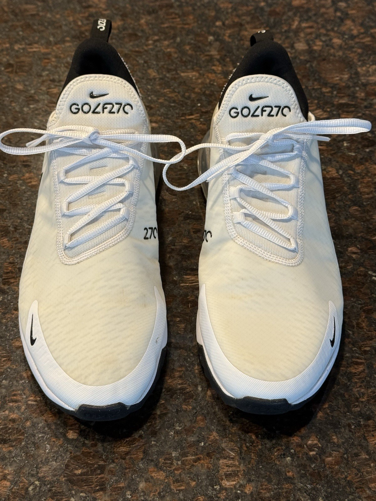 Shoes White/black Spikeless Rubber Cleats
