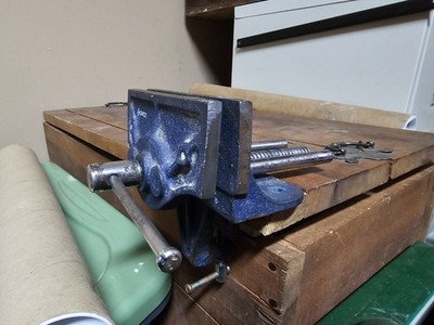 Groz 39006 6'' Light Duty Wood Working Vise, 6'' With