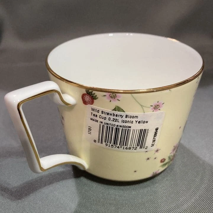 WEDGWOOD 野生草莓开花杯碟黄色罕见 — 第 3/4 张图片