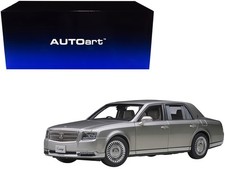 Autoart 78770 Toyota Century with Curtains RHD (Right Hand Drive) Silver 1/18
