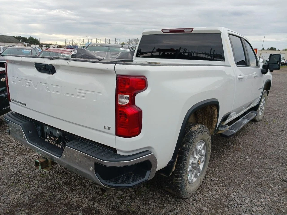 Alternator 220 Amp Fits 20-23 SILVERADO 2500 PICKUP 11571281 - Image 2 of 4