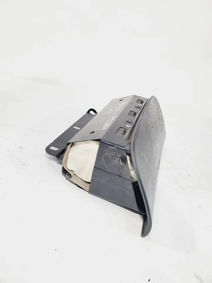 1996 1997 Suzuki X90 OEM Passenger Dash Air Bag  - Image 4 of 4