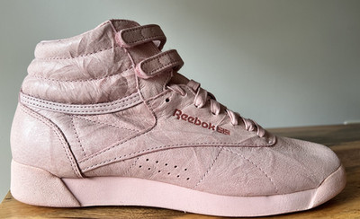 Reebok Freestyle Hi Women s Pink High Top Sneakers Size 9 NEW Double Strap Retro