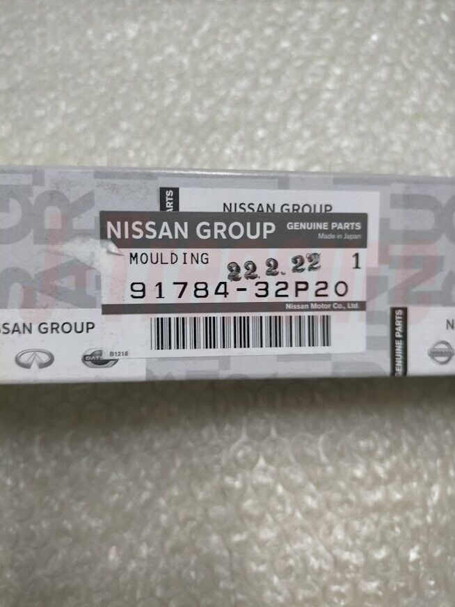 NISSAN FAIRLADY Z 300ZX Z32 90-96 Genuine Drip Molding T-Top Center RH & LH  OEM